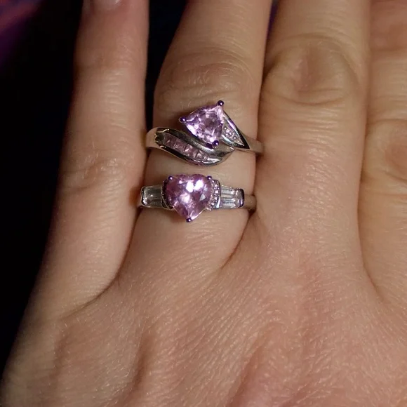 Ring Lot 🩷🌹 - Picture 3 of 4